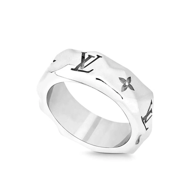 Louis Vuitton Men's SIlver Palladium Monogram Signet Ring M62488