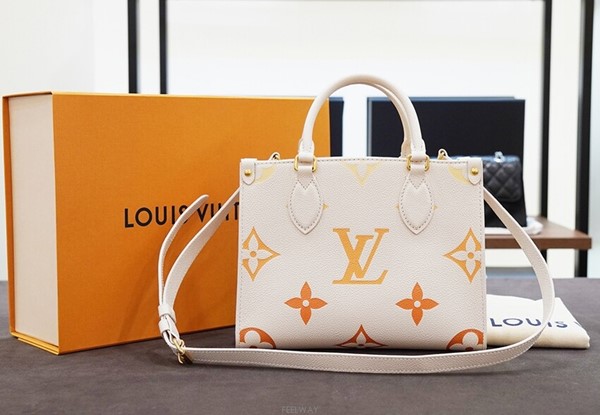 Louis Vuitton M46513 Onthego PM