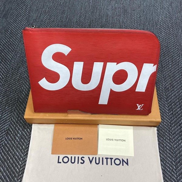 Louis Vuitton Supreme Red Epi Leather Pochette Jour GM 52lvs423