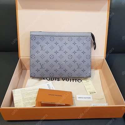 Louis Vuitton Pochette Voyage Mm (M30840)