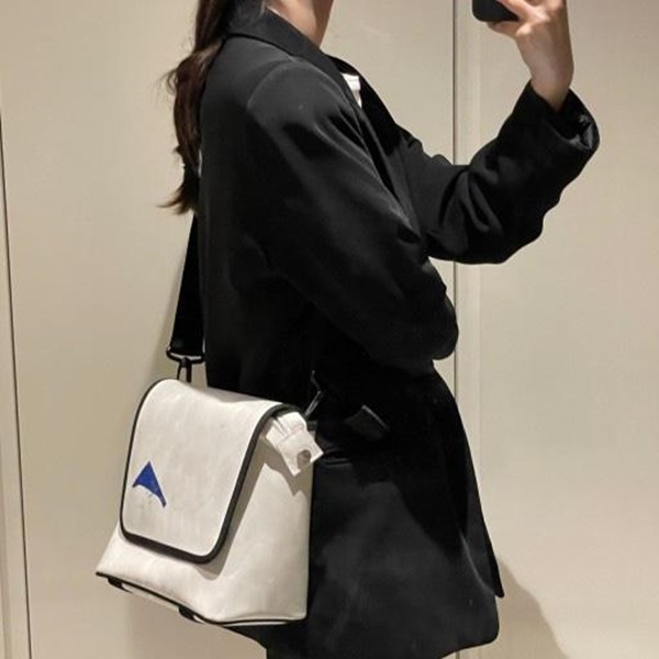 バッグ ADER ERROR Trace admore crossbody bag ADER ERROR Trace admore crossbody bag 아더에러 ADER ERROR 트레이스